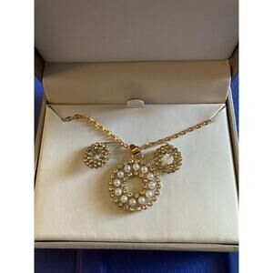 earrings and necklace set